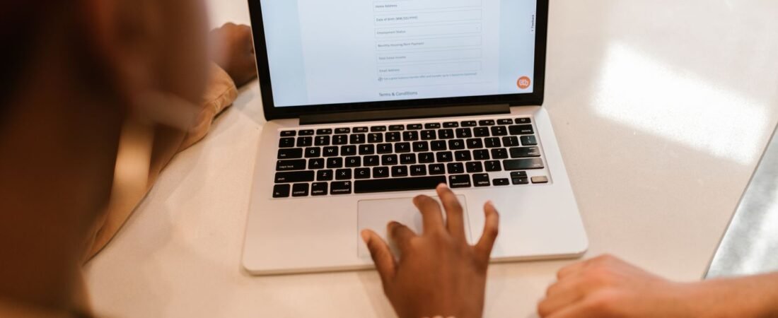 SIM/eSIM e Internet en Vietnam: Cuál Elegir (Guía 2026)