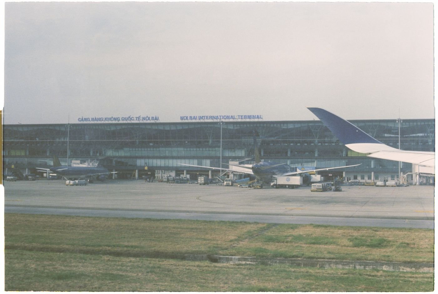 Aviones en el aeropuerto de Noi Bai, Hanói